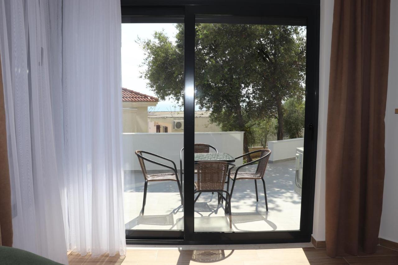 Eagles Apartments & Suites Ulcinj Exterior photo